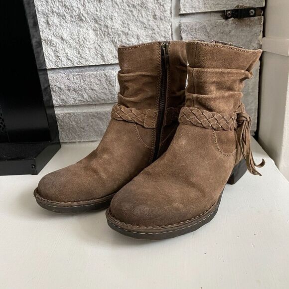 Born Womens Ouvea Round Toe Ankle Booties Suede Leather Fringe Boho Festival 6 - Picture 1 of 8